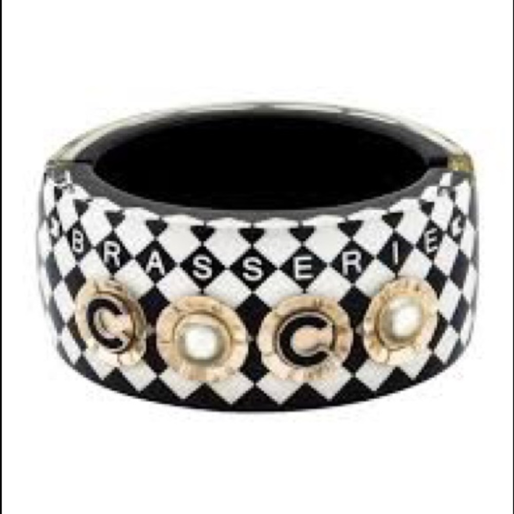 CHANEL Brasserie cuff bracelet - Picture 3 of 6